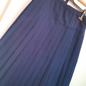 Bonte Koe Verhuur Maasland - Plooirok donkerblauw