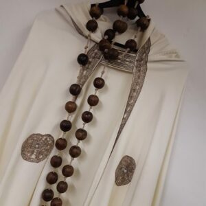 Bonte Koe Verhuur Maasland - Pastoor witte omslag